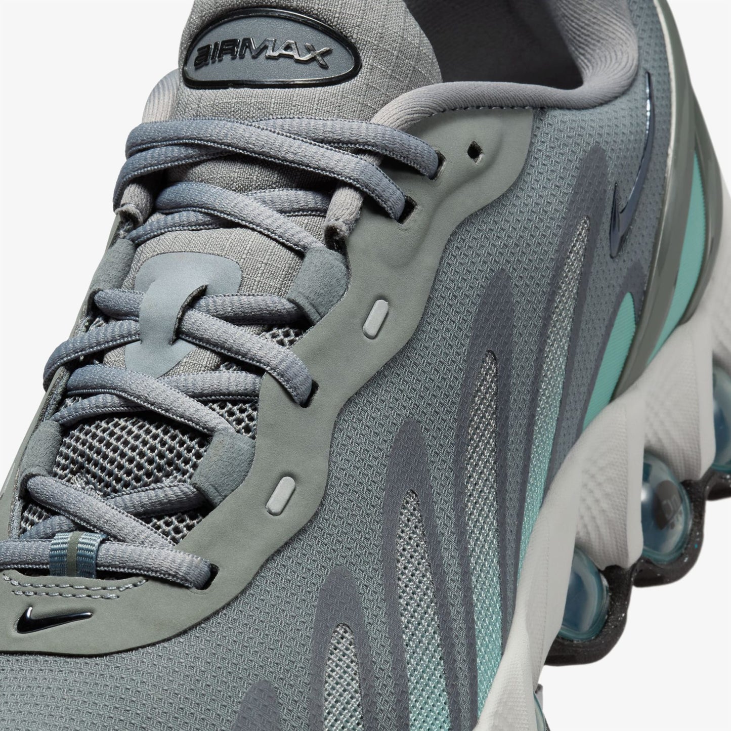 Nike Air Max Dn 8 Erkek Gri Spor Ayakkabı