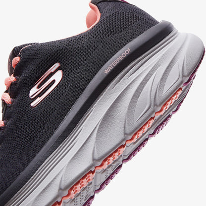 Skechers D'lux Walker Kadın Gri Spor Ayakkabı