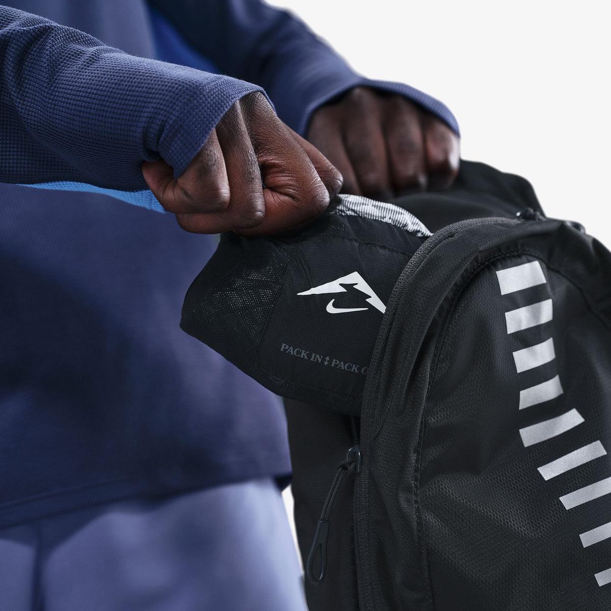 Nike Trailwind Erkek Siyah Koşu Eşofman Altı