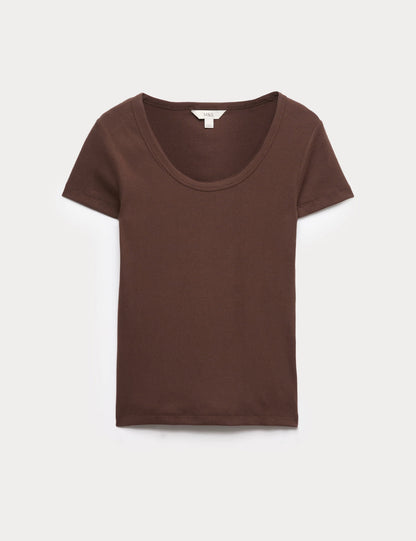 Pamuklu Scoop Yaka T-shirt