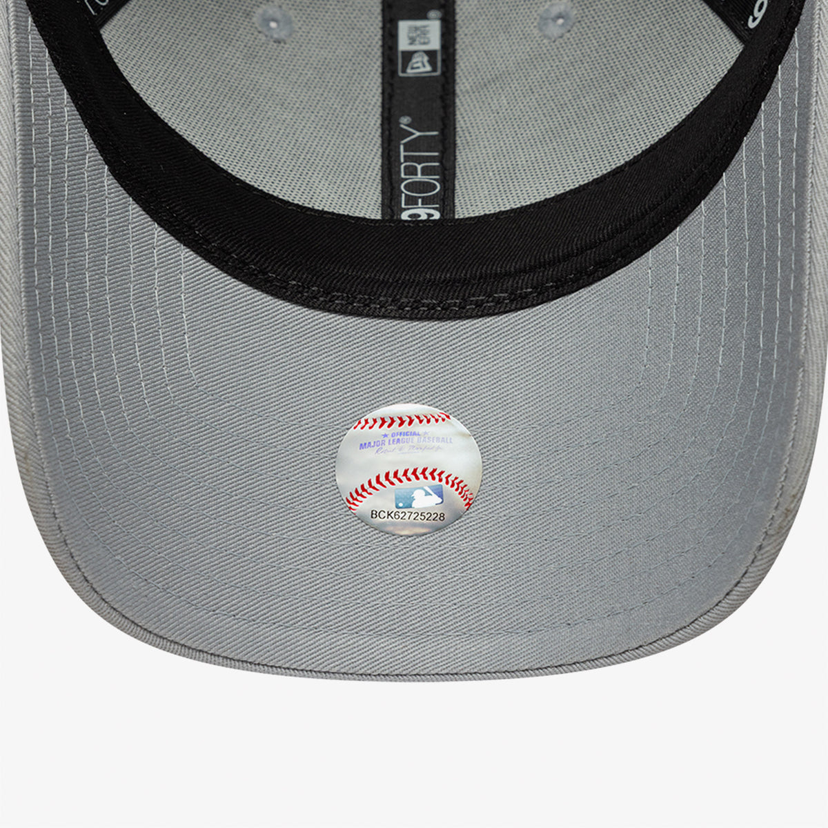 New Era Metallic Logo 9forty Losdod Dgrmts Kadın Gri Şapka