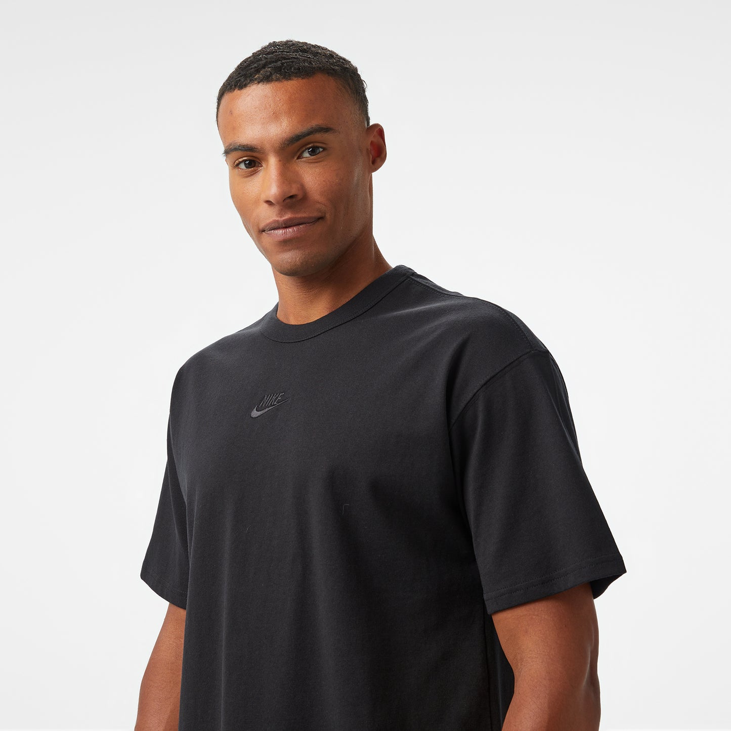 Nike Sportswear Premium Essentials Erkek Siyah T-shirt
