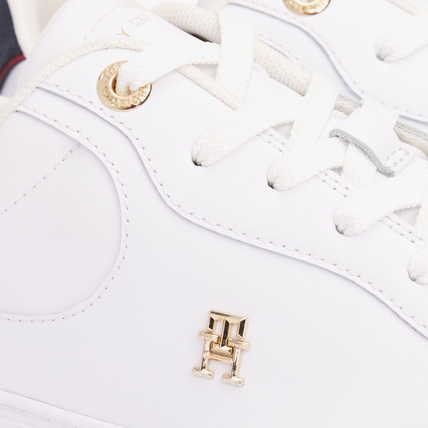 Tommy Hilfiger Essential Chic Court Rwb Kadın Beyaz Spor Ayakkabı