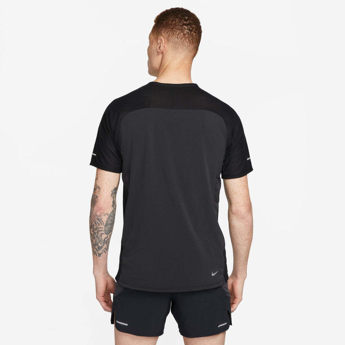 Nike Dri-fıt Solar Chase Ss Top Erkek Siyah Koşu T-shirt