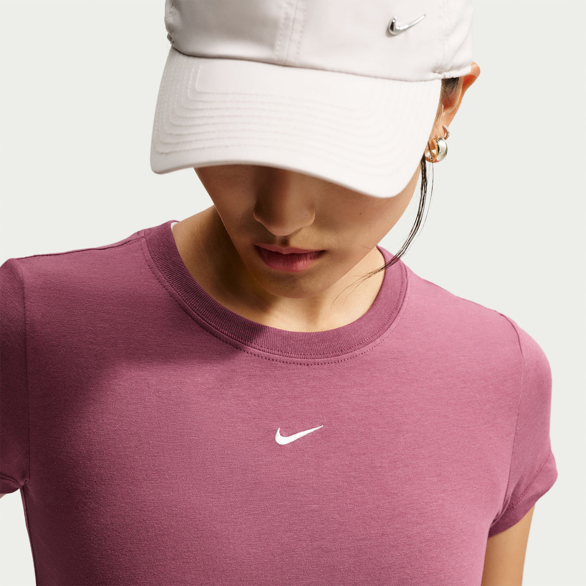 Nike Chill Knit Mid Cropped Kadın Pembe T-shirt