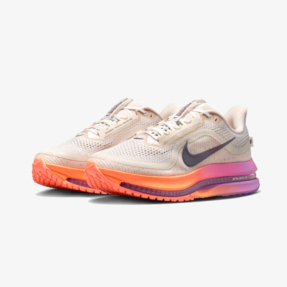 Nike Pegasus Premium Kadın Gri Koşu Ayakkabısı
