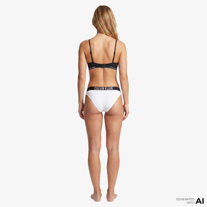 Calvin Klein Kadın Beyaz Bikini Altı