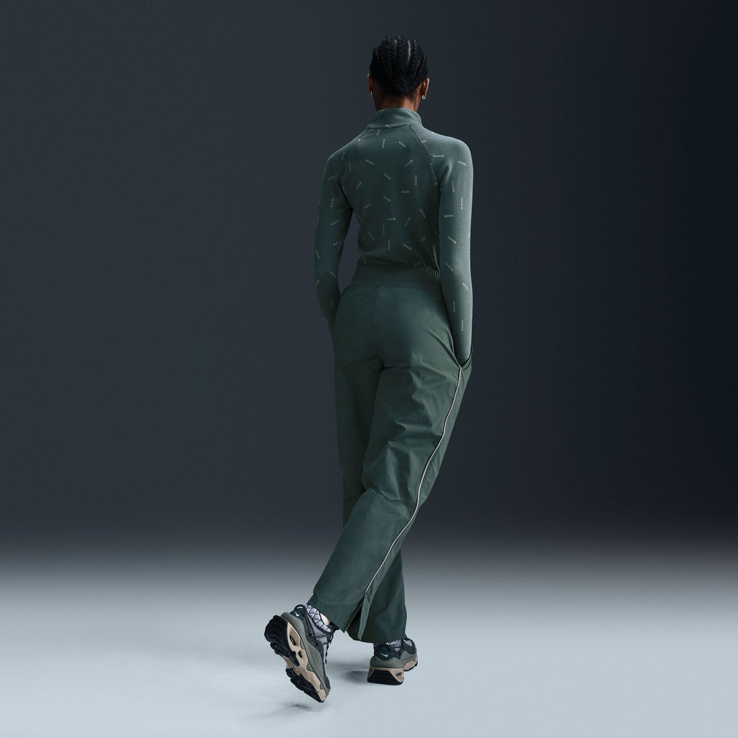 Nike Sportswear Swoosh Plus Kadın Yeşil Eşofman Altı