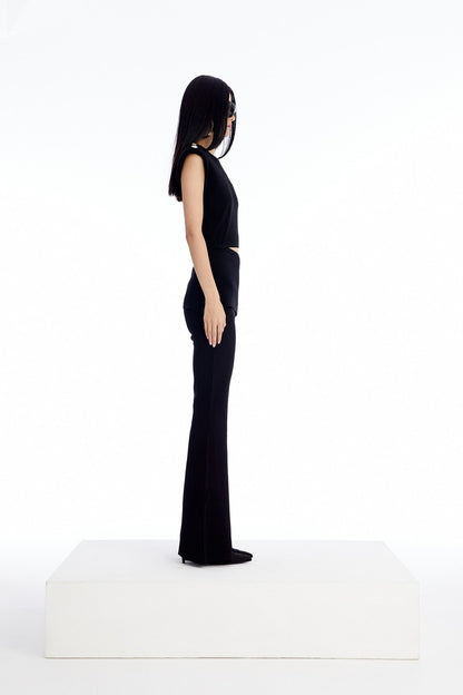 Düğme Detaylı Siyah Cut-out Bluz