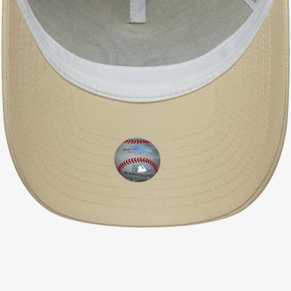 New Era Outline Ef Trucker Neyyan Unisex Bej Şapka