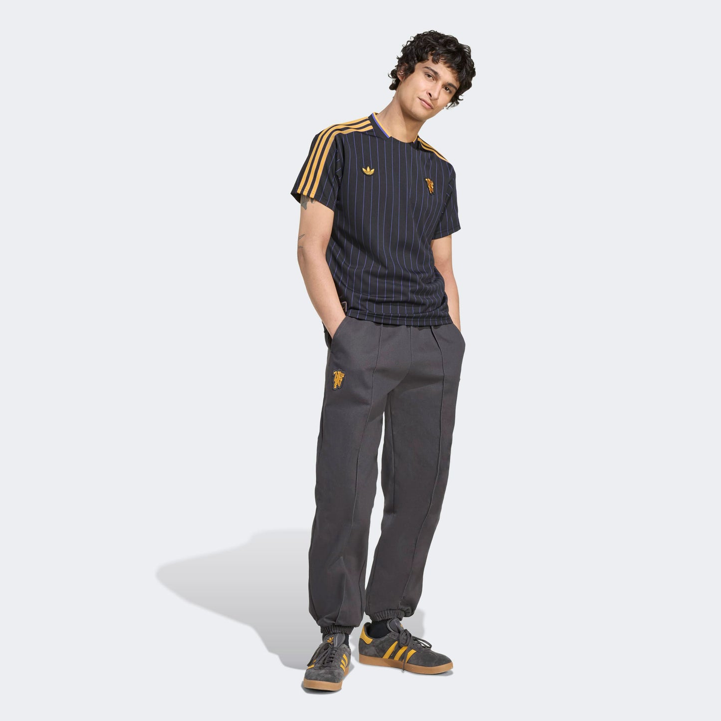 Adidas Manchester United Terrace Icons Erkek Siyah Forma