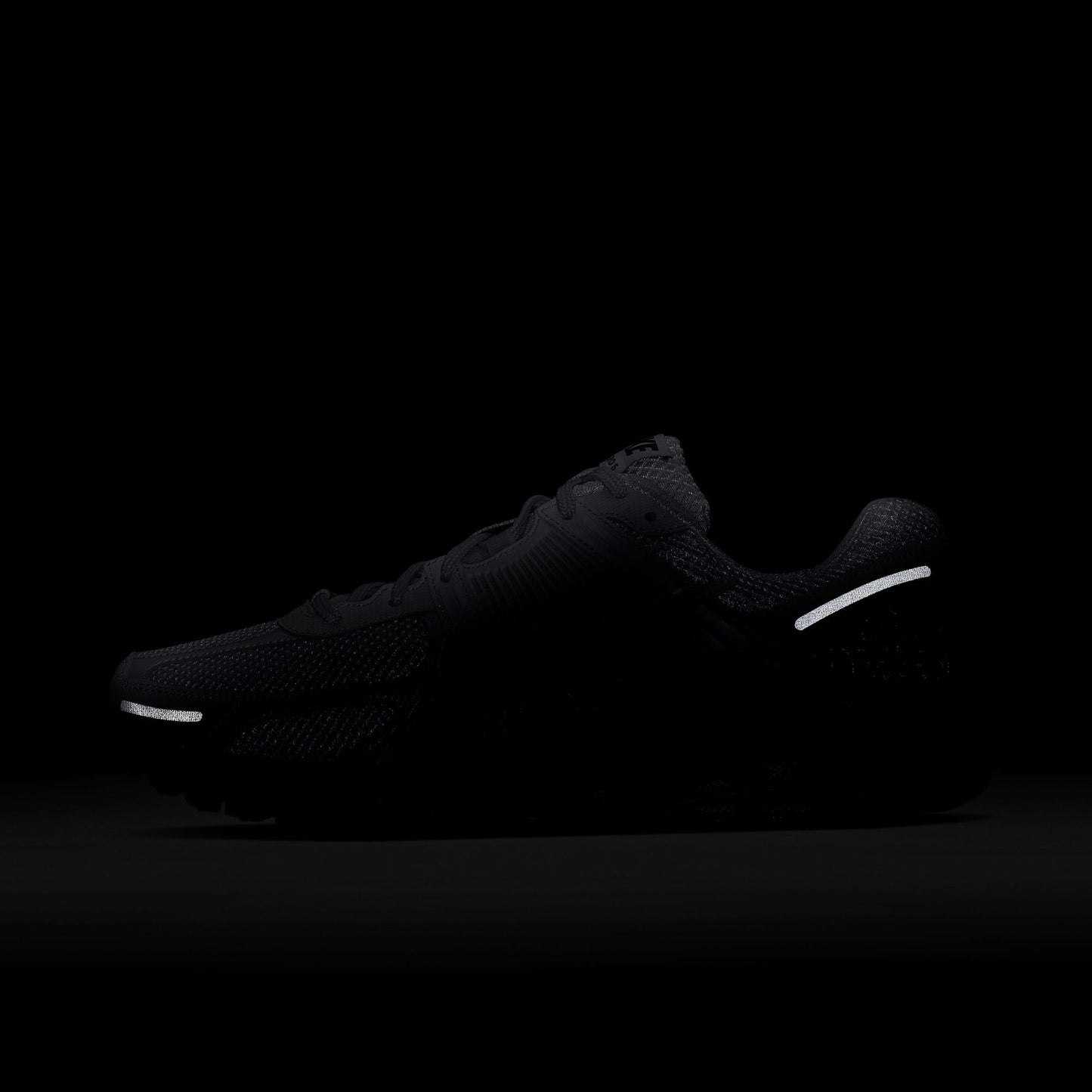 Nike Zoom Vomero 5 Unisex Beyaz Spor Ayakkabı