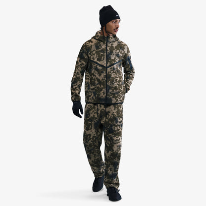Nike Tech Fleece Kamuflaj Desenli Windrunner Erkek Kahverengi Ceket