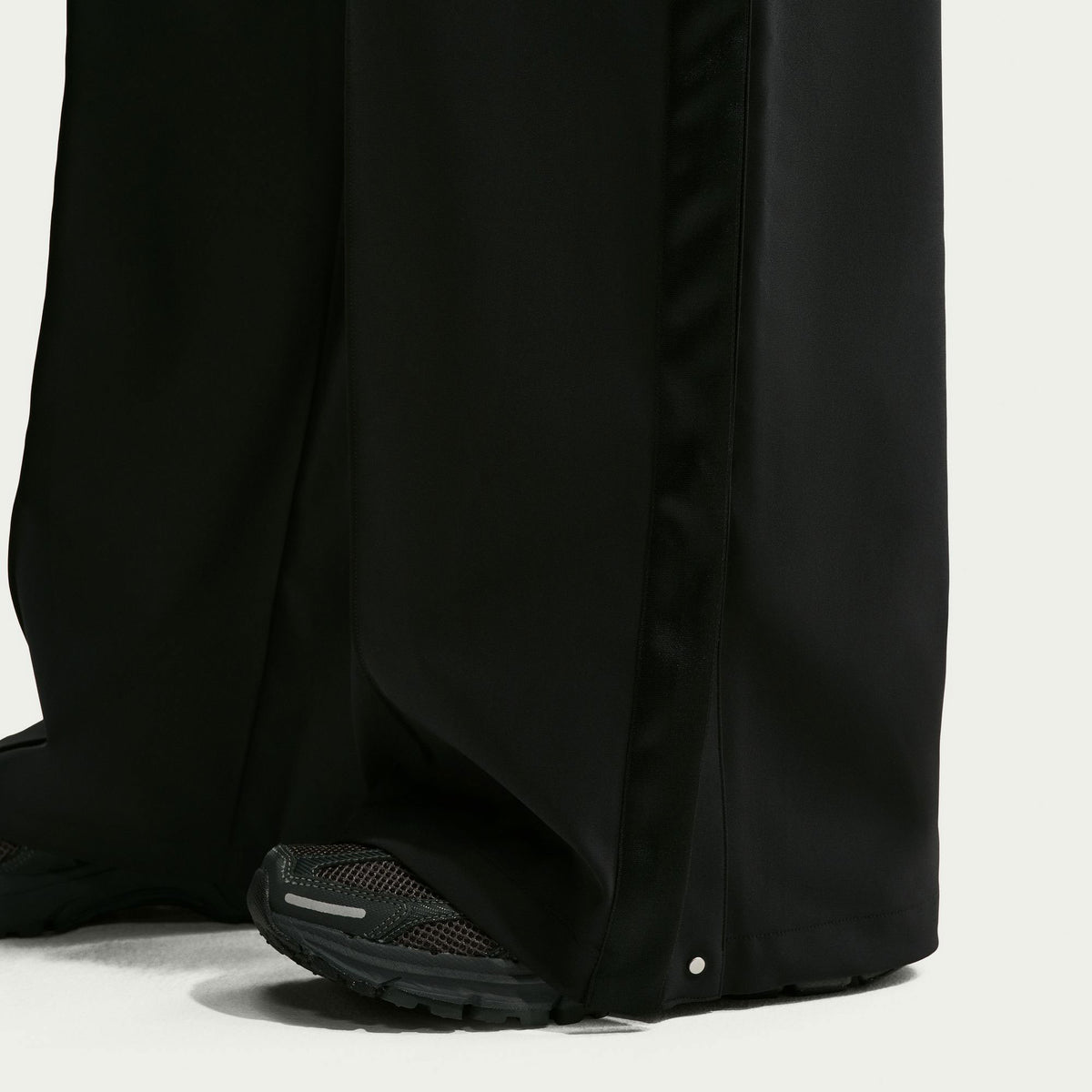 Nike Perfectstretch Kadın Siyah Eşofman Altı
