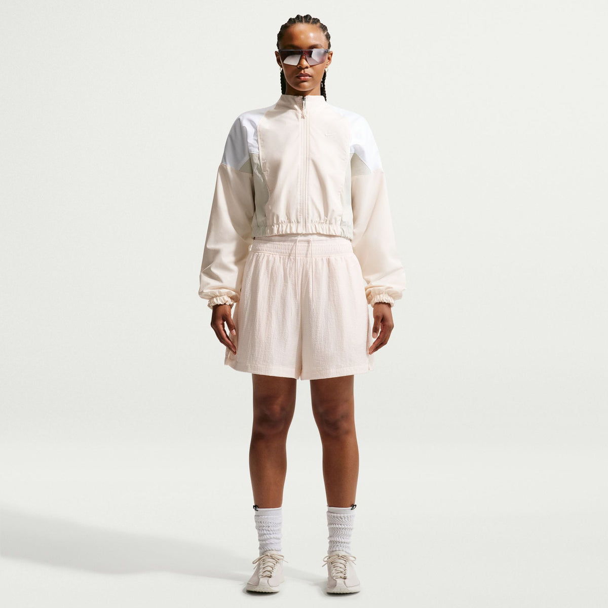 Nike Sportswear Essential Kadın Beyaz Şort