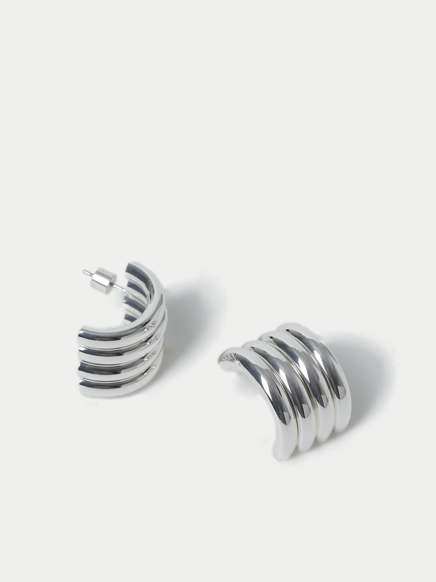 Dikey Düzeyli Stud Küpeler