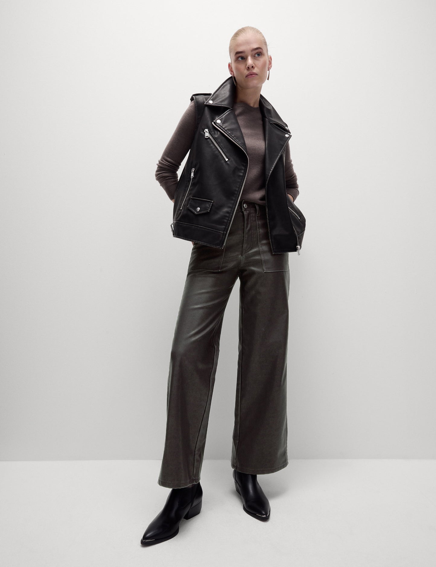 Deri Görünümlü Wide Leg Pantolon