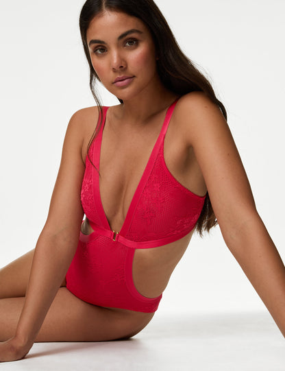 Lucia Dantel Detaylı Body