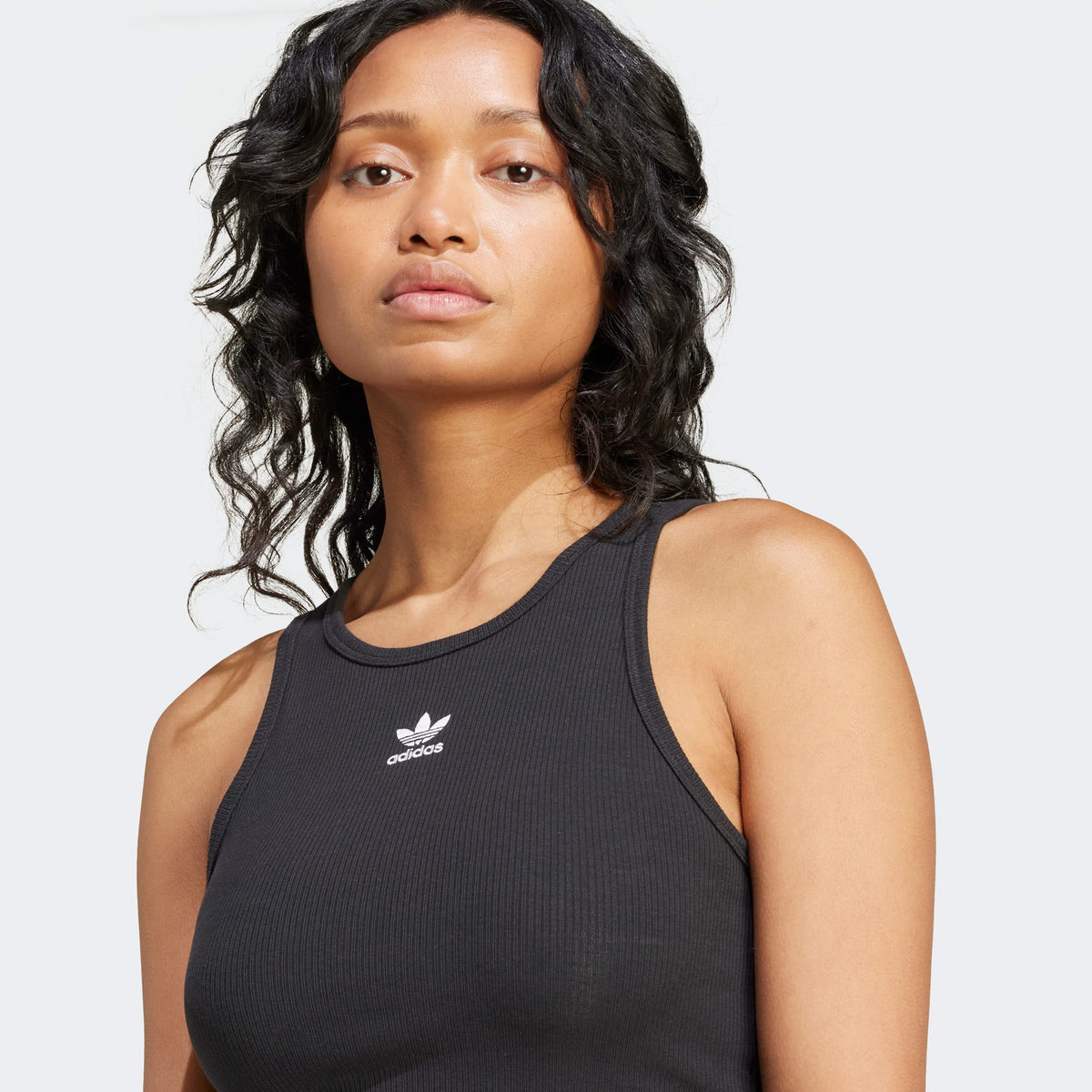 Adidas Essentials Ribbed Kadın Siyah Crop Top