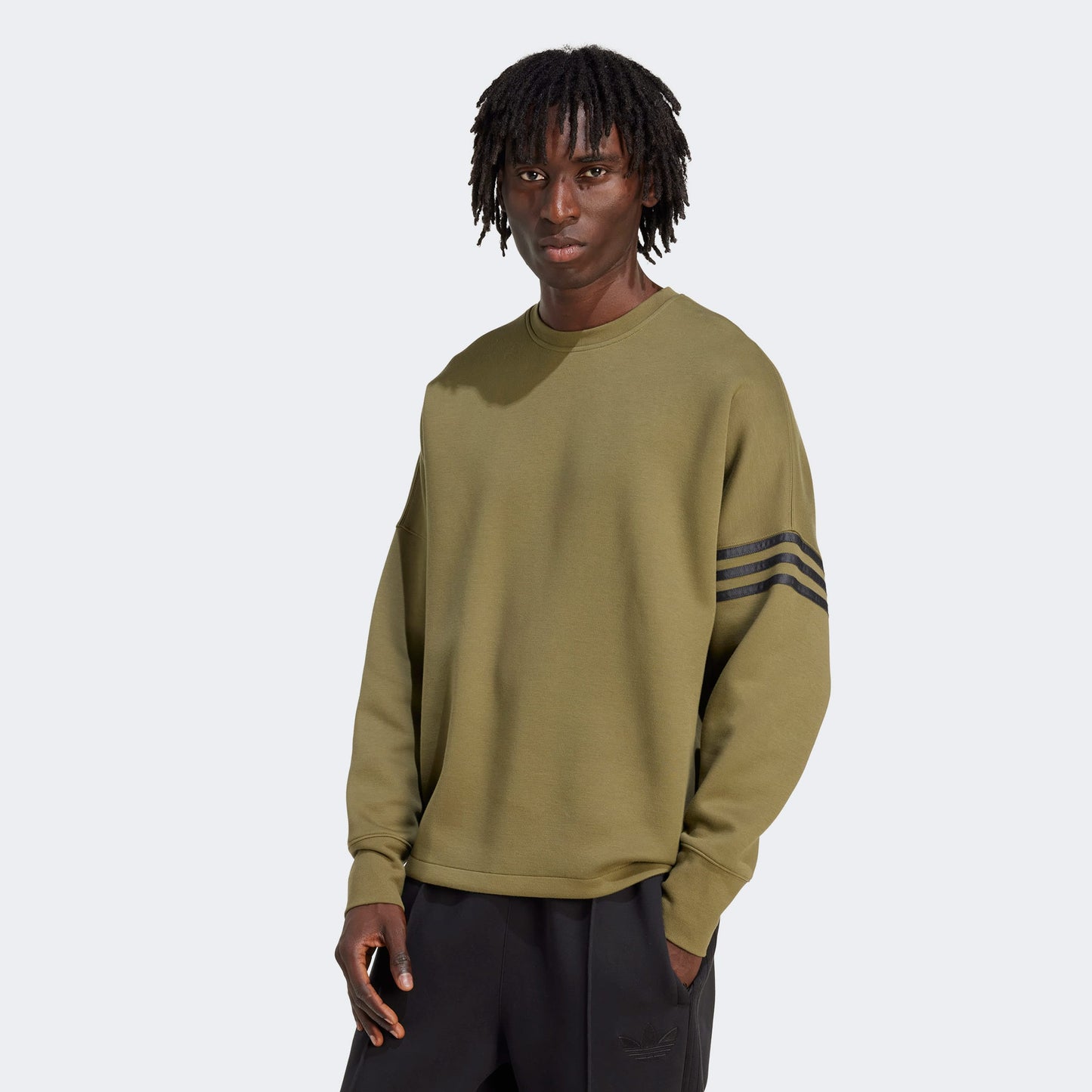 Adidas Neuclassics Uzun Kollu Yeşil Erkek Sweatshirt