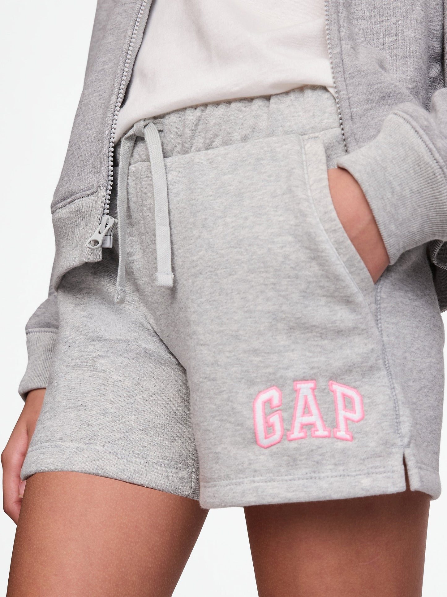Gri Gap Logo Havlu Kumaş Pull-on Şort
