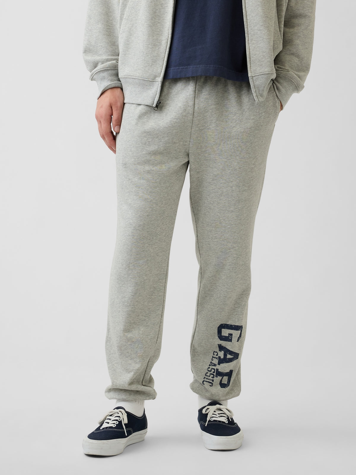 Gri Relaxed Gap Logo Fransız Havlu Kumaş Jogger Eşofman Altı
