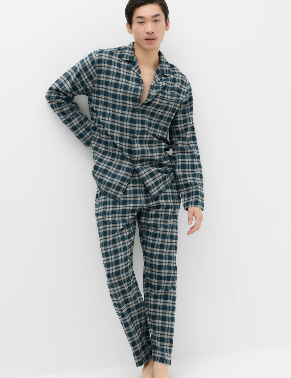 Saf Pamuklu Ekose Desenli Pijama Takımı