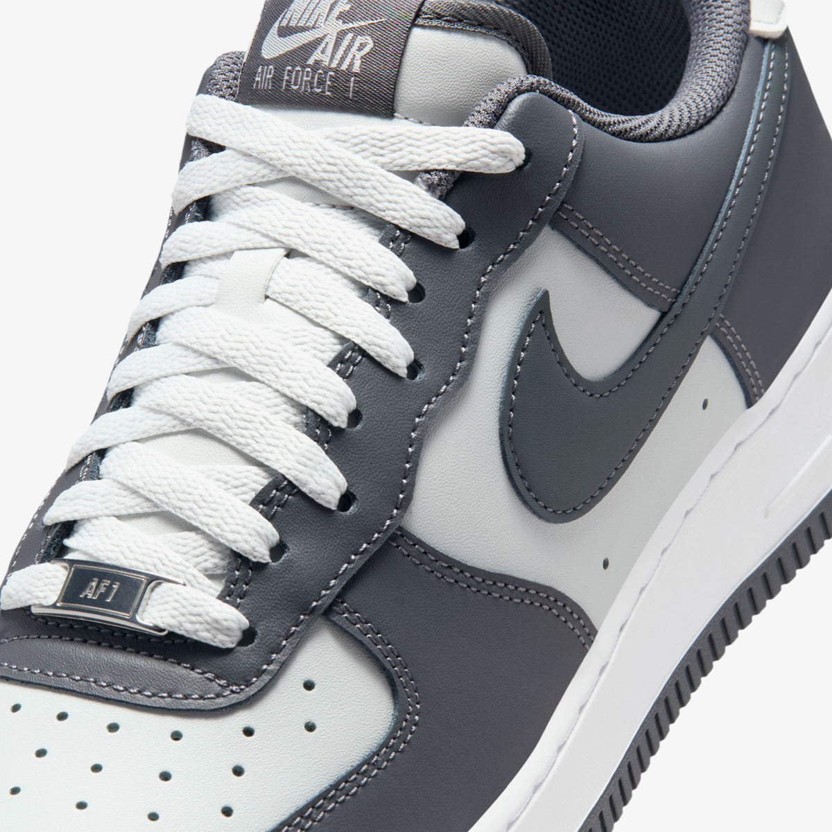 Nike Air Force 1 Erkek Siyah Spor Ayakkabı