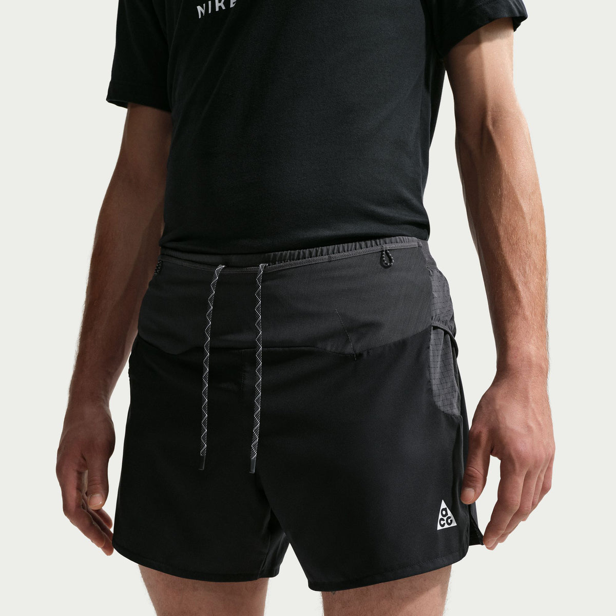 Nike Acg Erkek Siyah Koşu Şortu