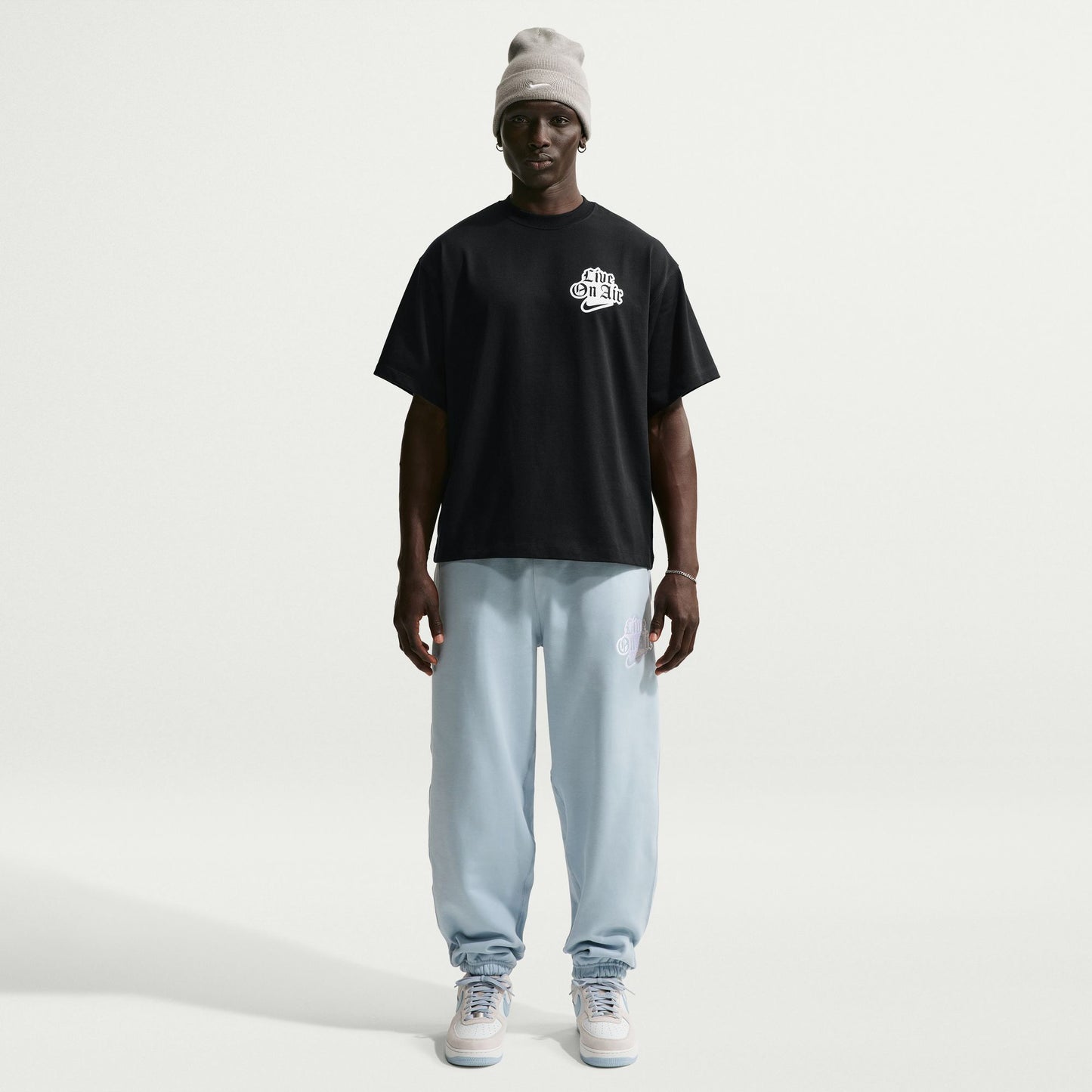 Nike Solo Swoosh Erkek Siyah T-shirt