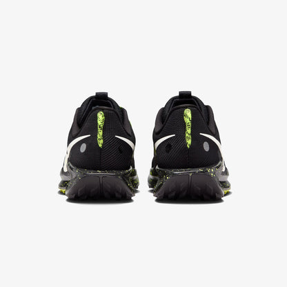 Nike Pegasus Trail 5 Kadın Siyah Koşu Ayakkabısı
