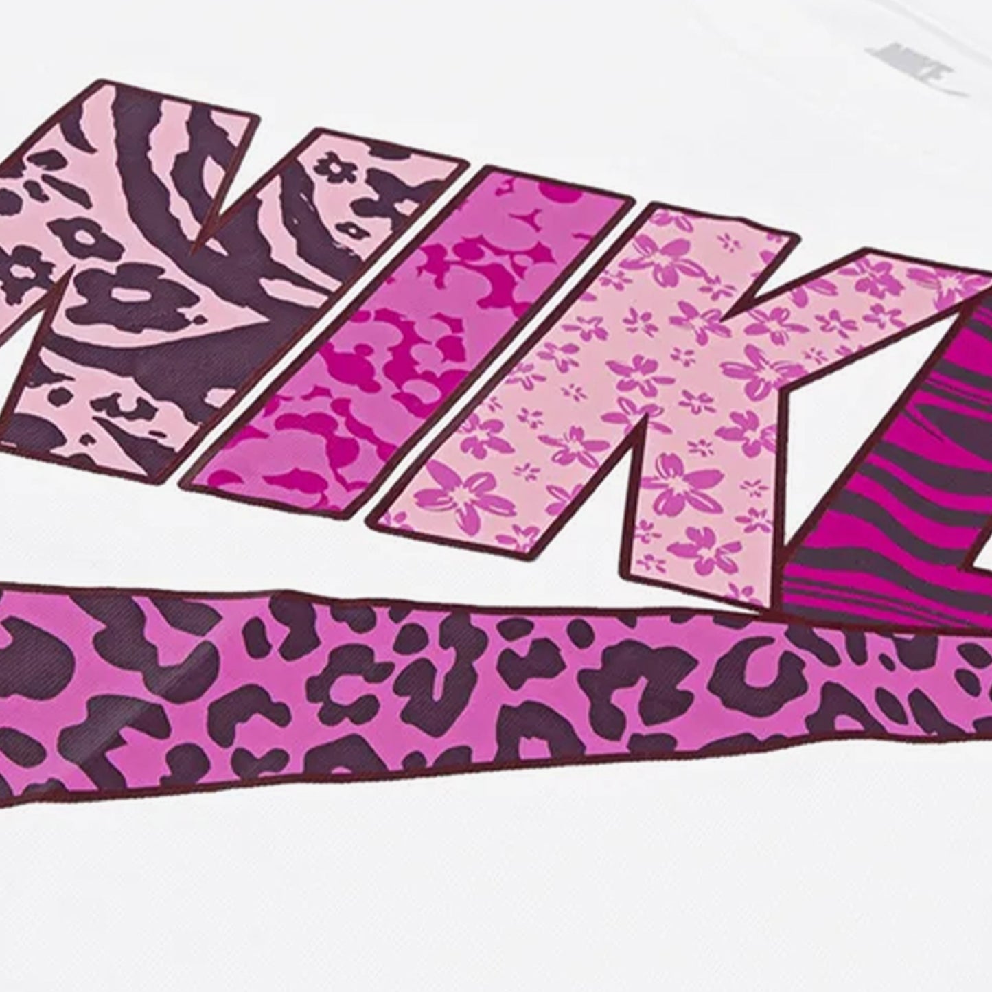 Nike New Animal Print Futura Çocuk Beyaz T-shirt