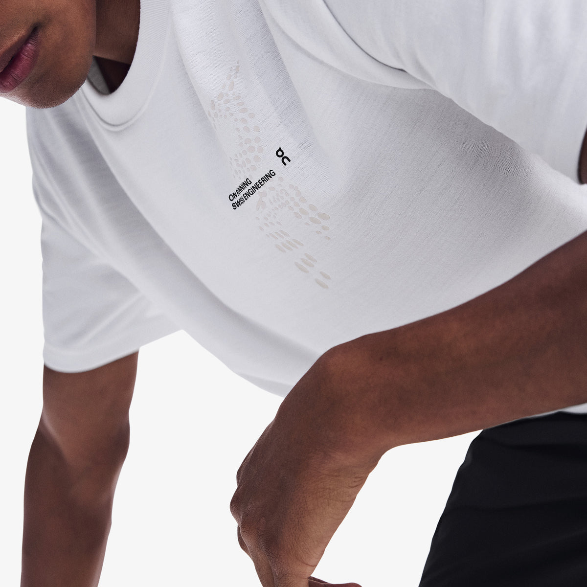 On Run-t Erkek Beyaz T-shirt