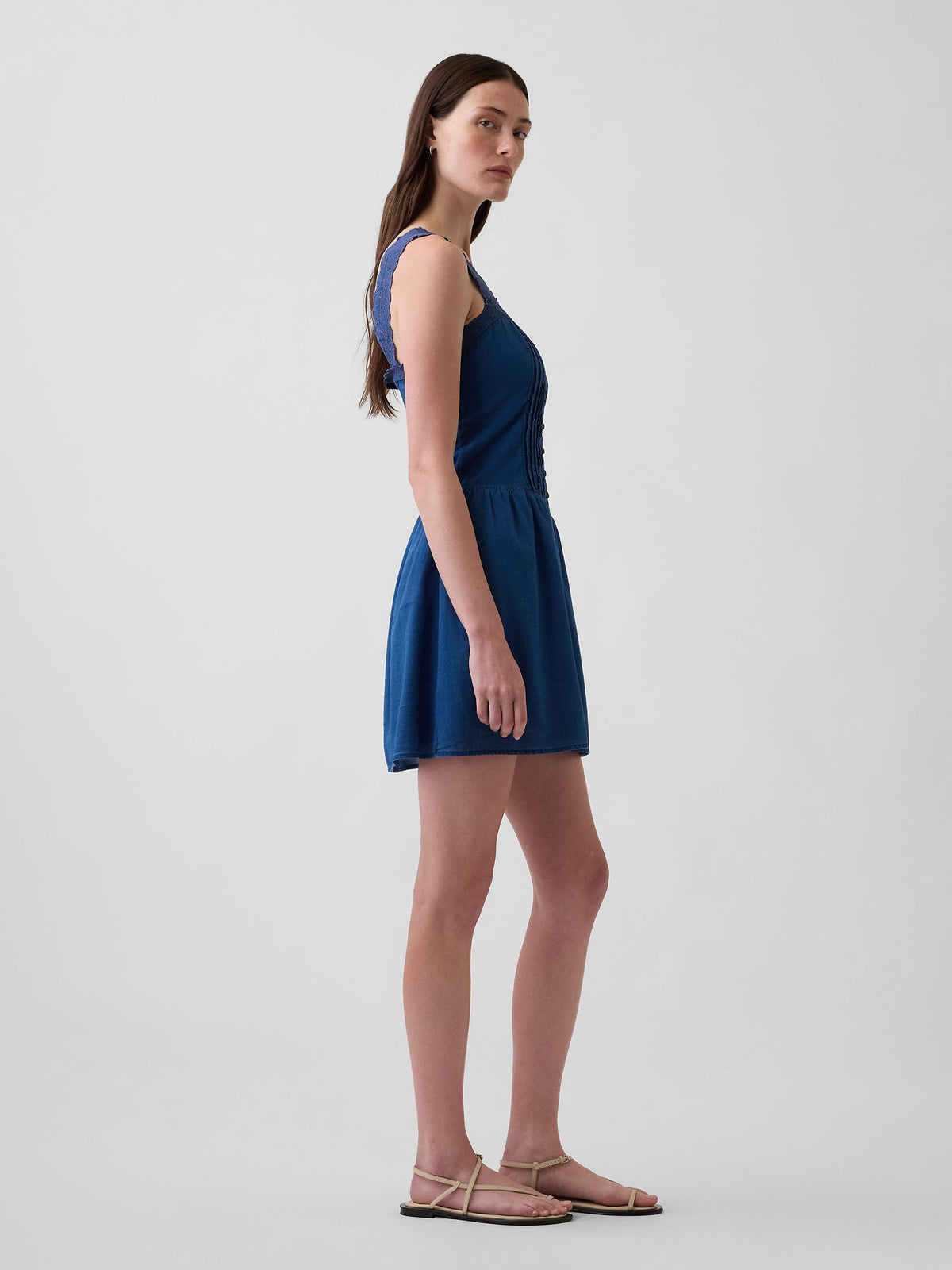 Beyaz Pintuck Drop-waist Mini Elbise