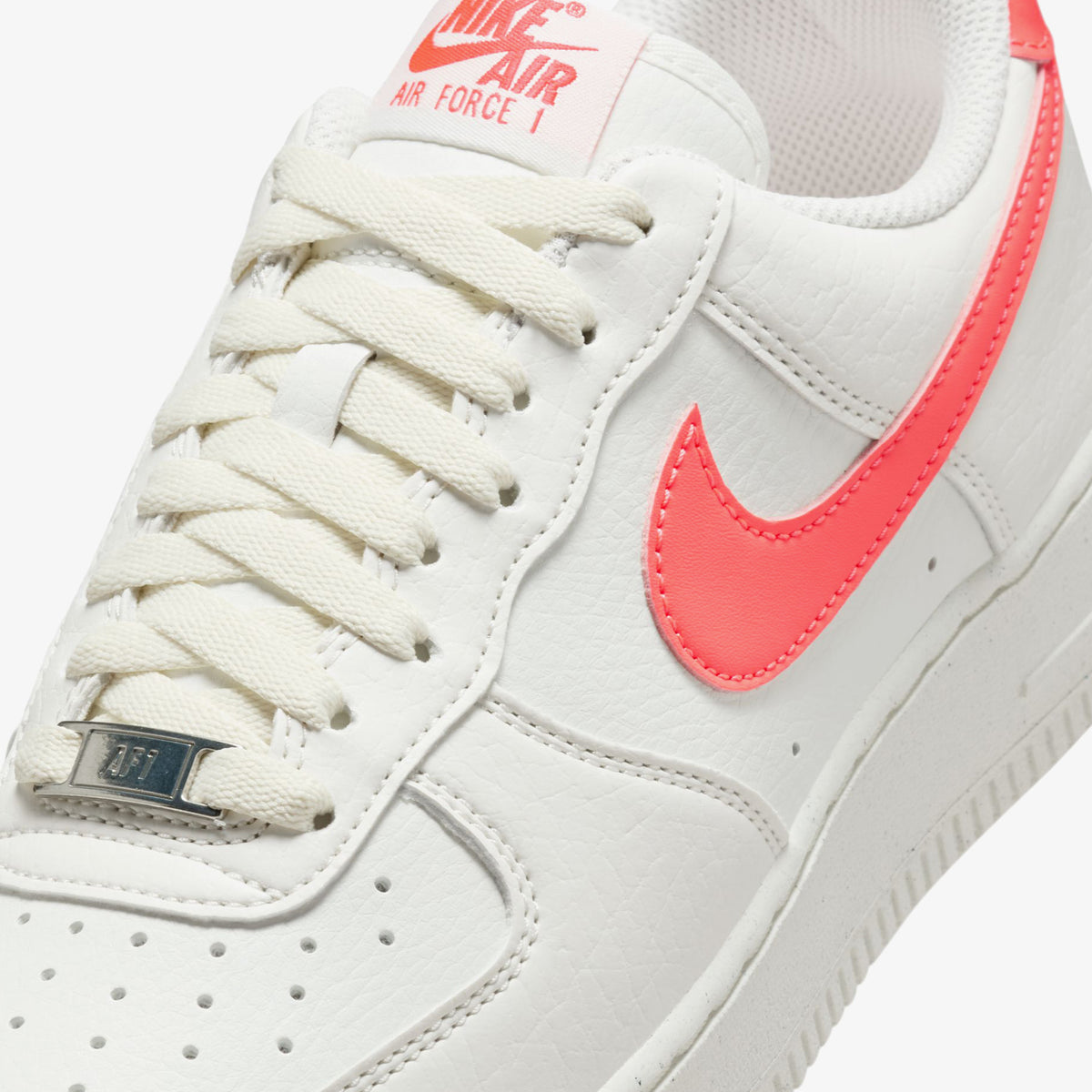 Nike Air Force 1 '07 Next Nature Kadın Beyaz Sneaker