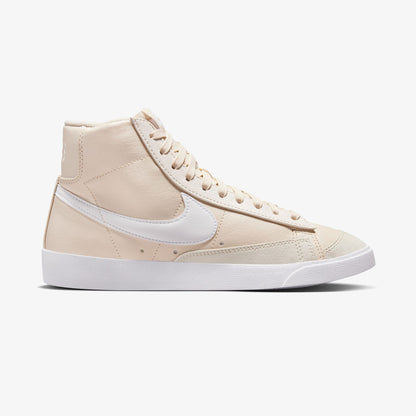 Nike Blazer Mid '77 Next Nature Kadın Beyaz Spor Ayakkabı