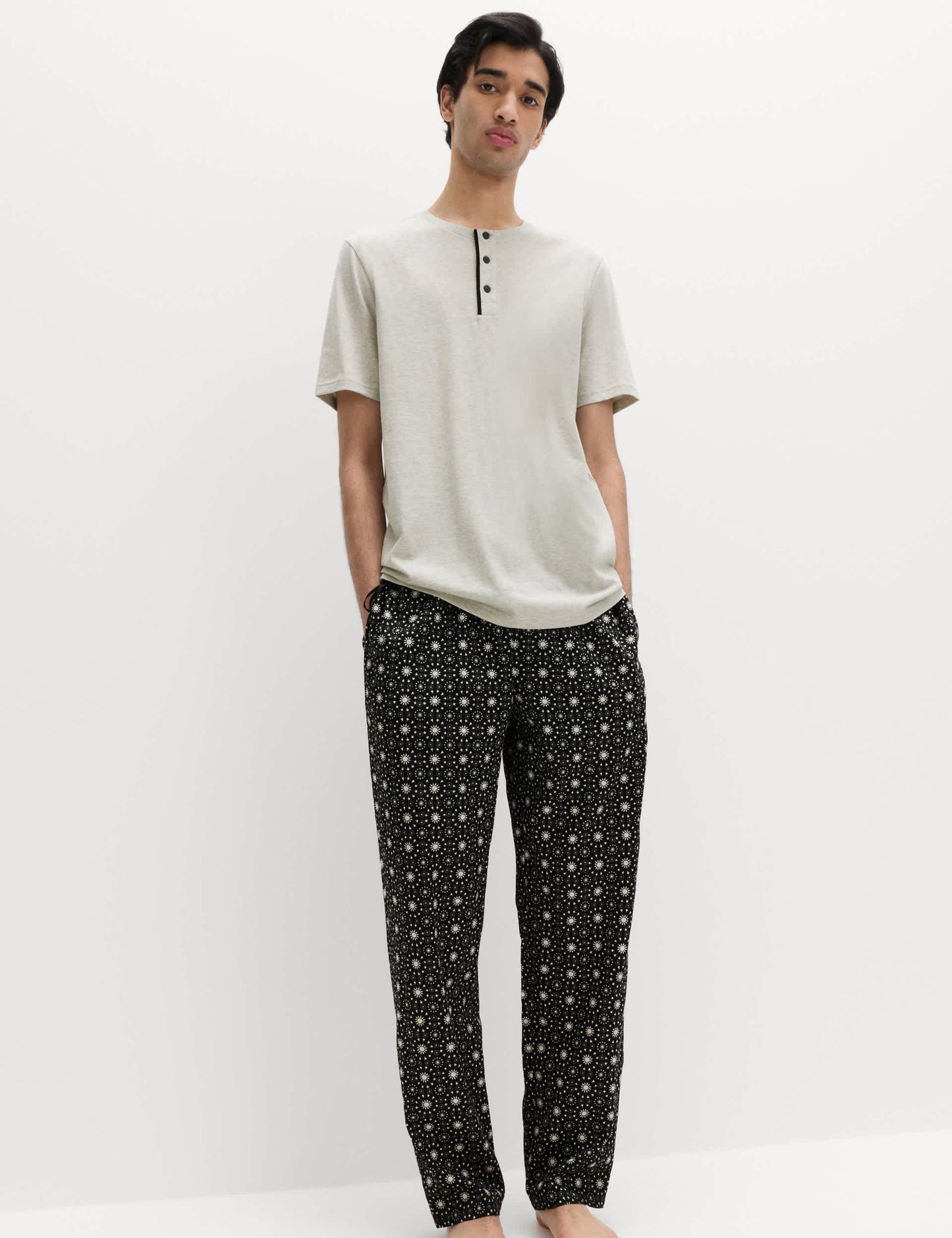 Desenli Pijama Takımı