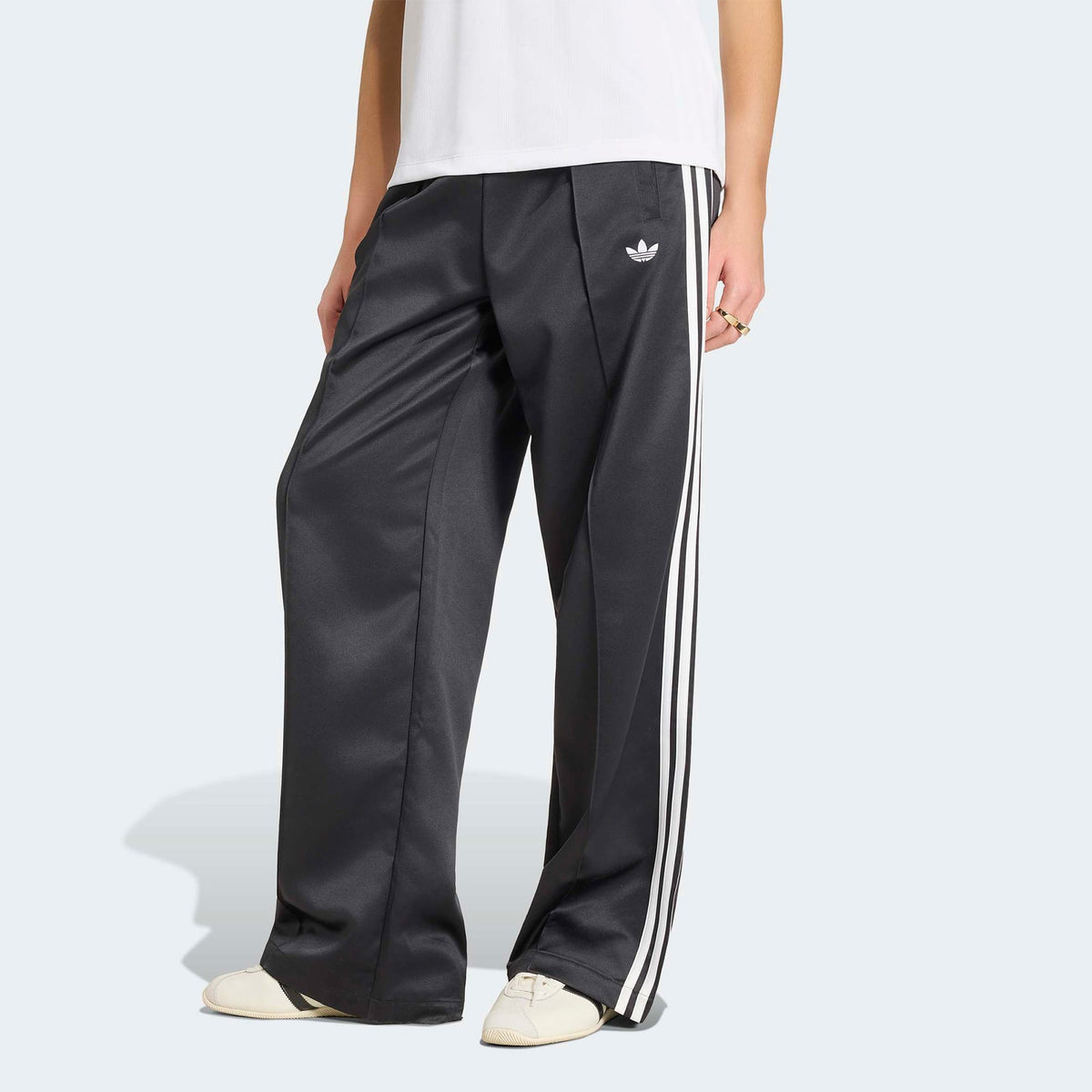 Adidas Superstar Track Loose Kadın Siyah Eşofman Altı