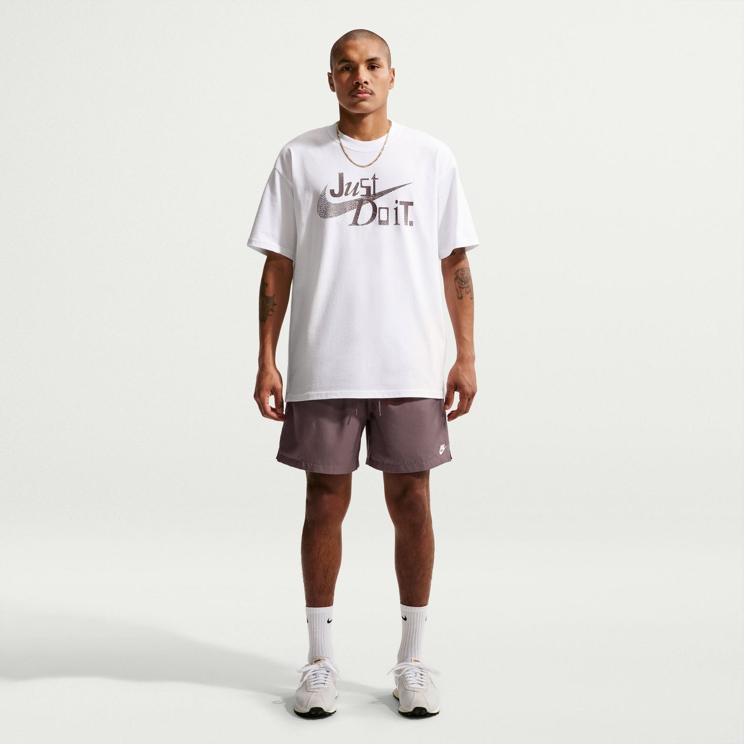 Nike Club Flow Erkek Mor Şort
