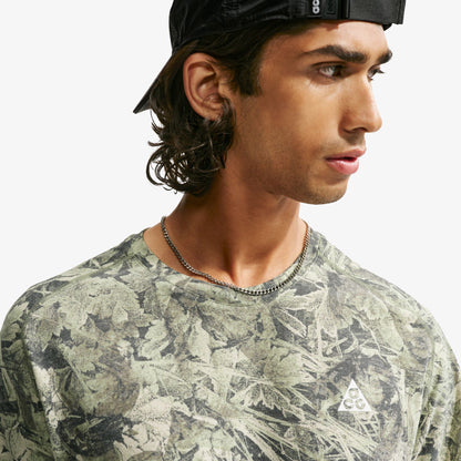 Nike Acg Dfadv Solar Chase Erkek Yeşil T-shirt