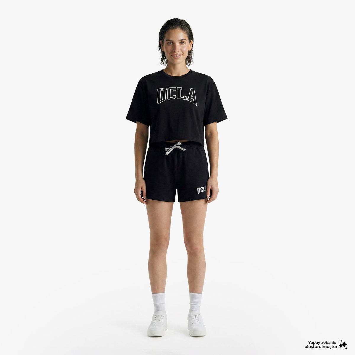 Ucla Helena Kadın Siyah T-shirt