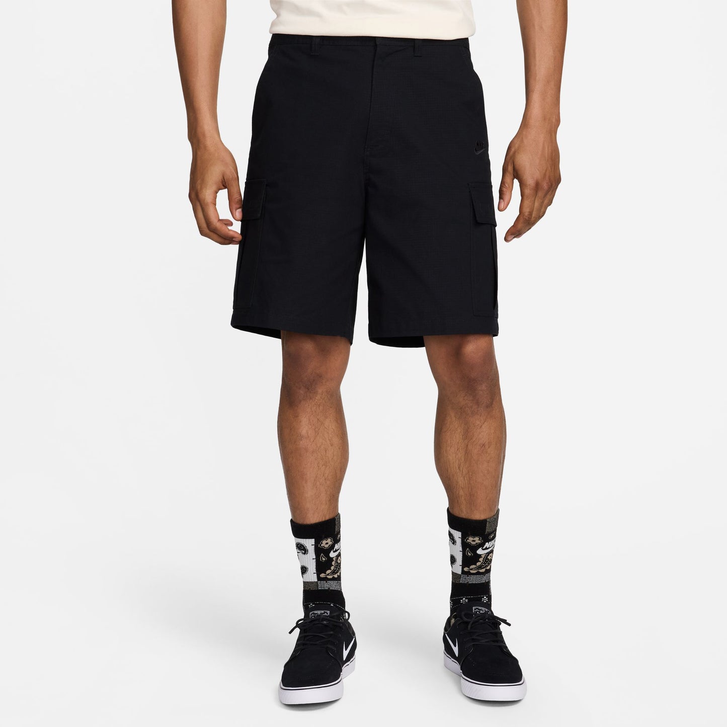 Nike Club Woven Cargo Erkek Siyah Şort