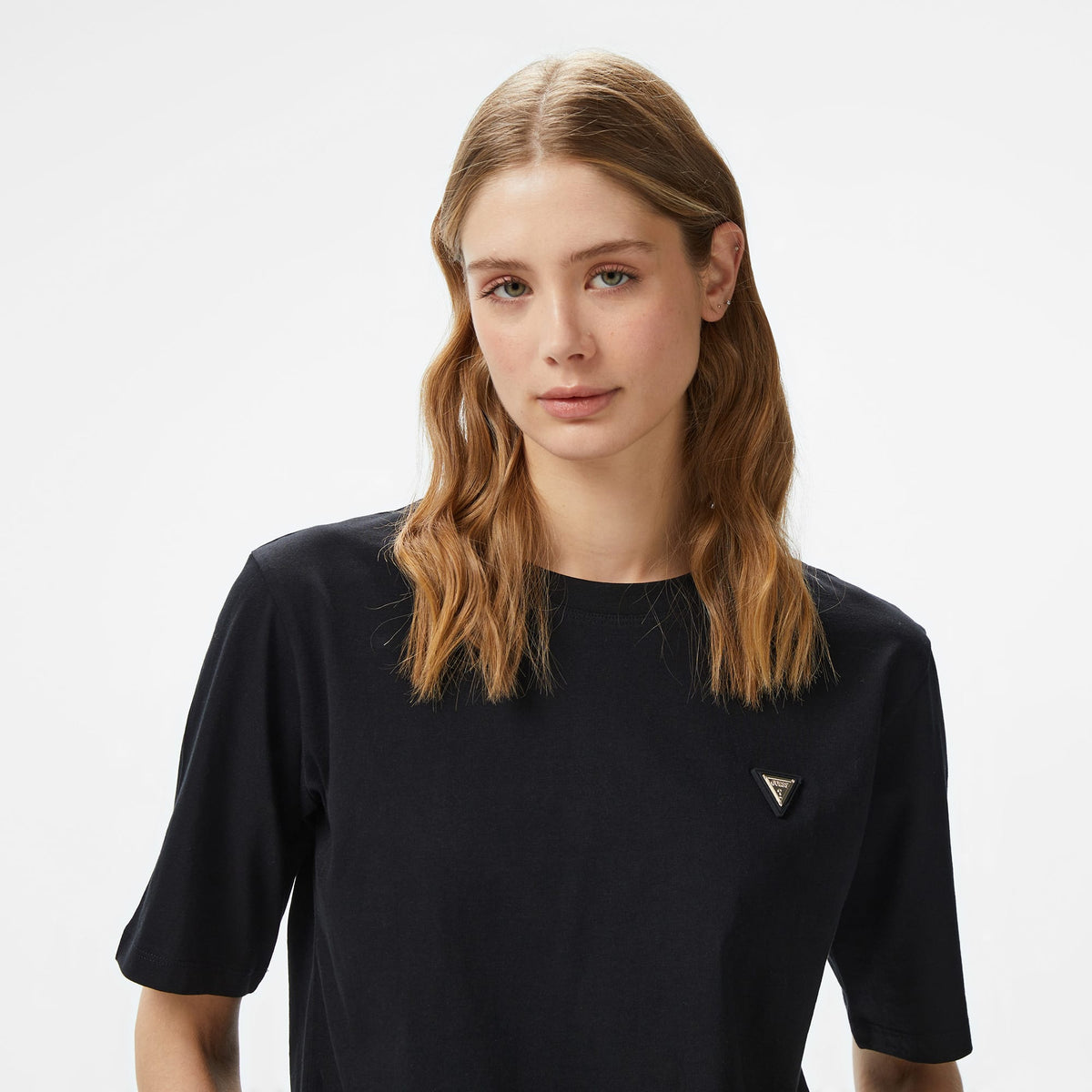 Guess Colette Boxy Mid Organic Stream Kadın Siyah T-shirt