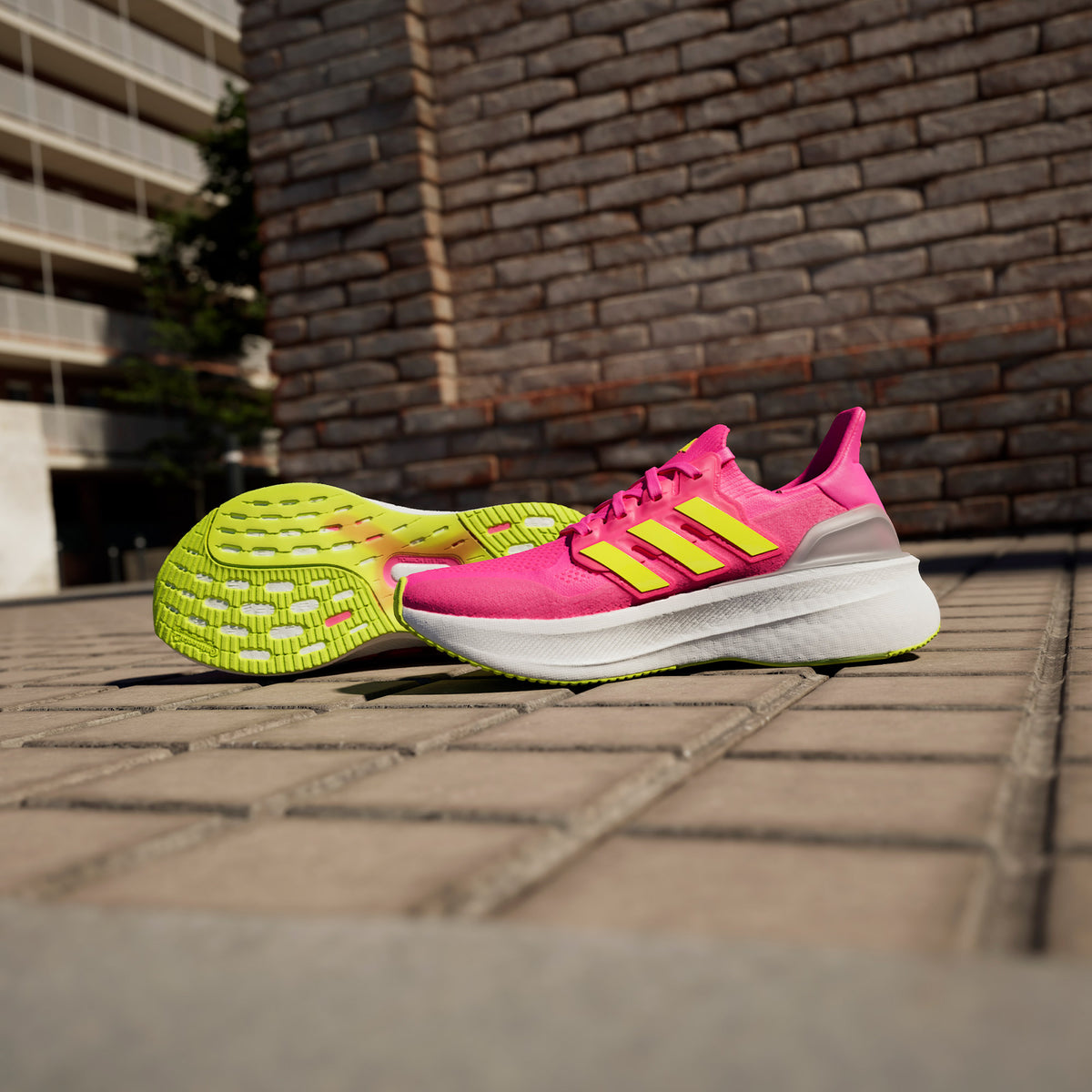 Adidas Ultraboost 5 Kadın Pembe Koşu Ayakkabısı