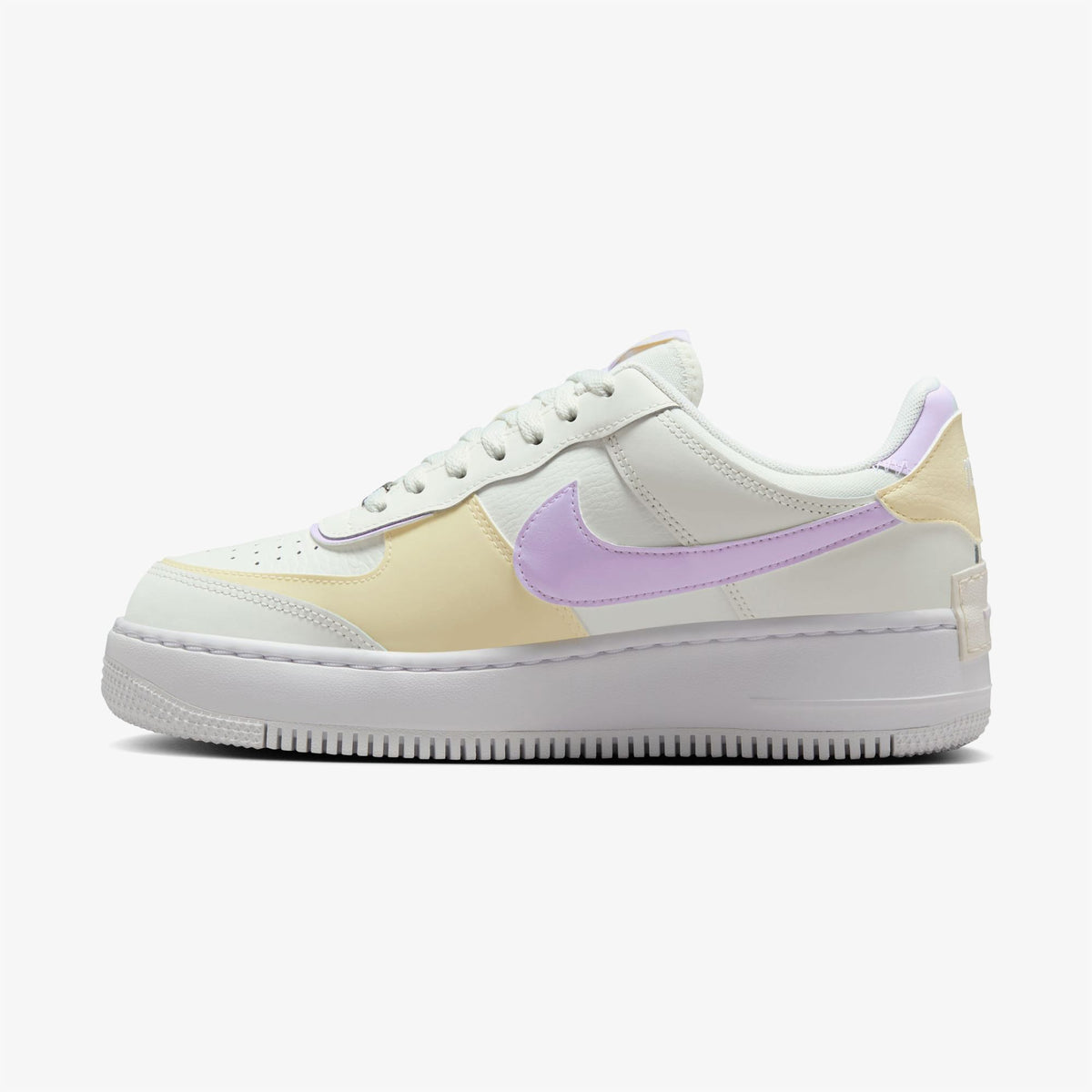 Nike Air Force 1 Shadow Kadın Beyaz Spor Ayakkabı