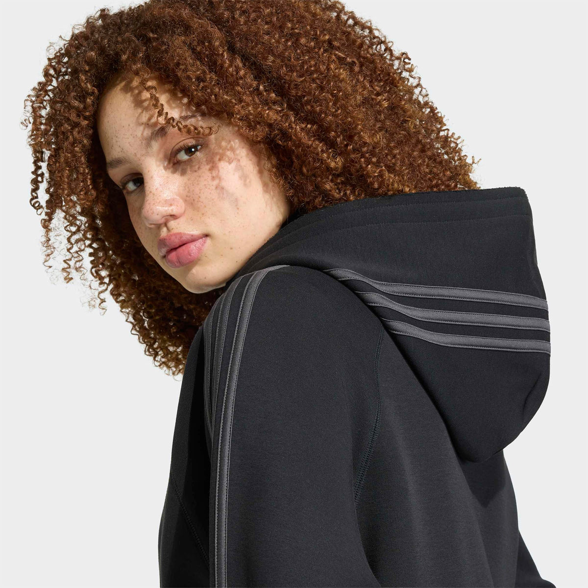 Adidas Superstar Track 2.0 C Hoody Kadın Siyah Sweatshirt