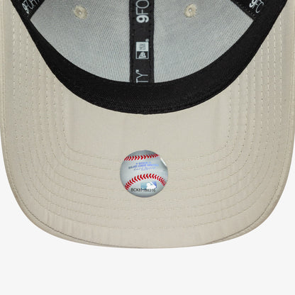 New Era Flawless 9forty Neyyan Kadın Bej Şapka