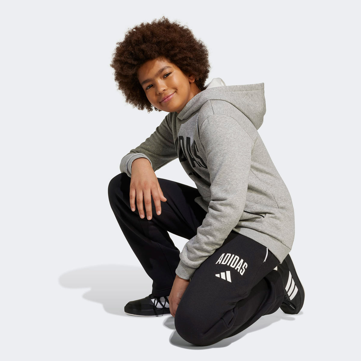 Adidas Seasonal Essentials Collegiate Çocuk Siyah Eşofman Altı