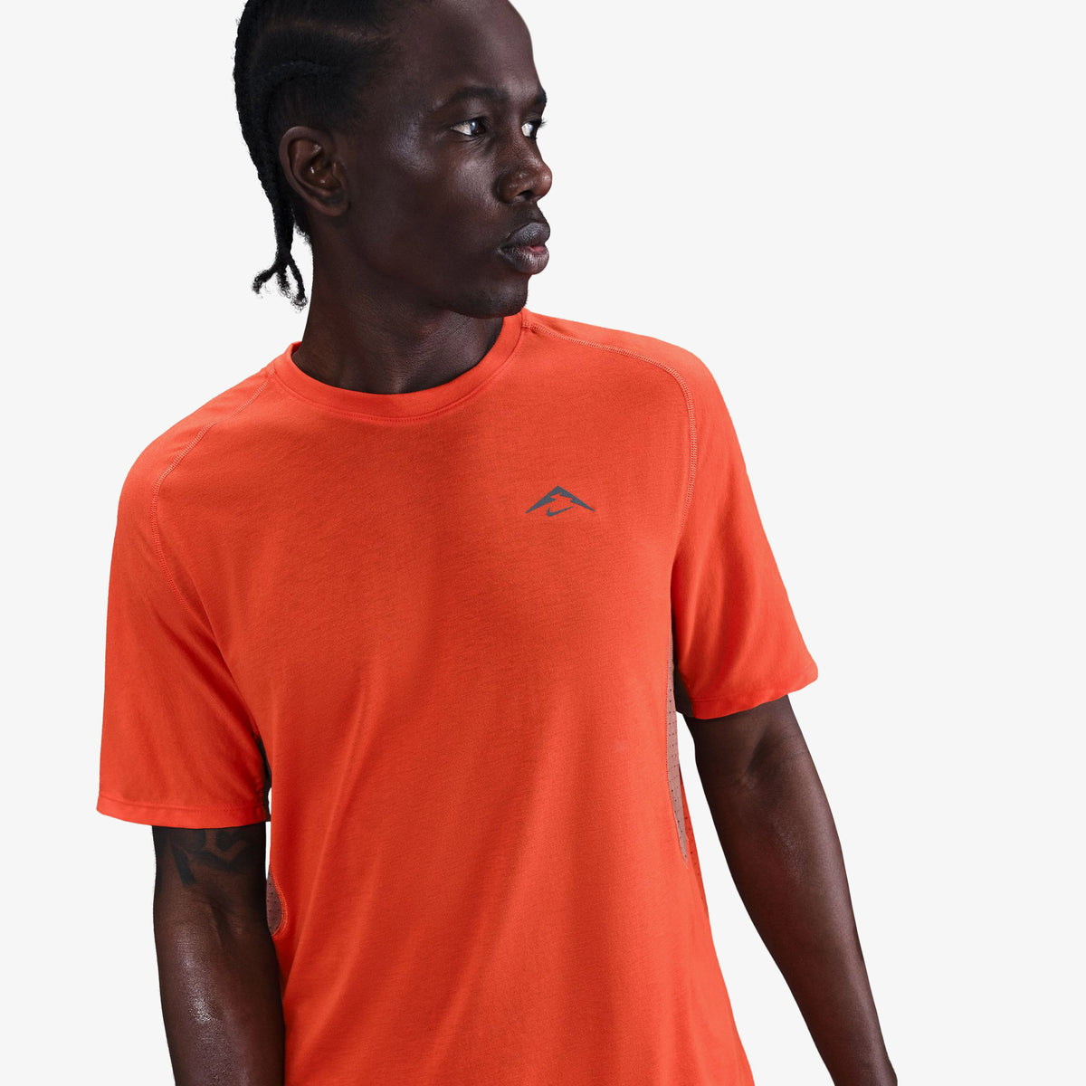 Nike Dfadv Solar Chase Ss Erkek Kırmızı T-shirt