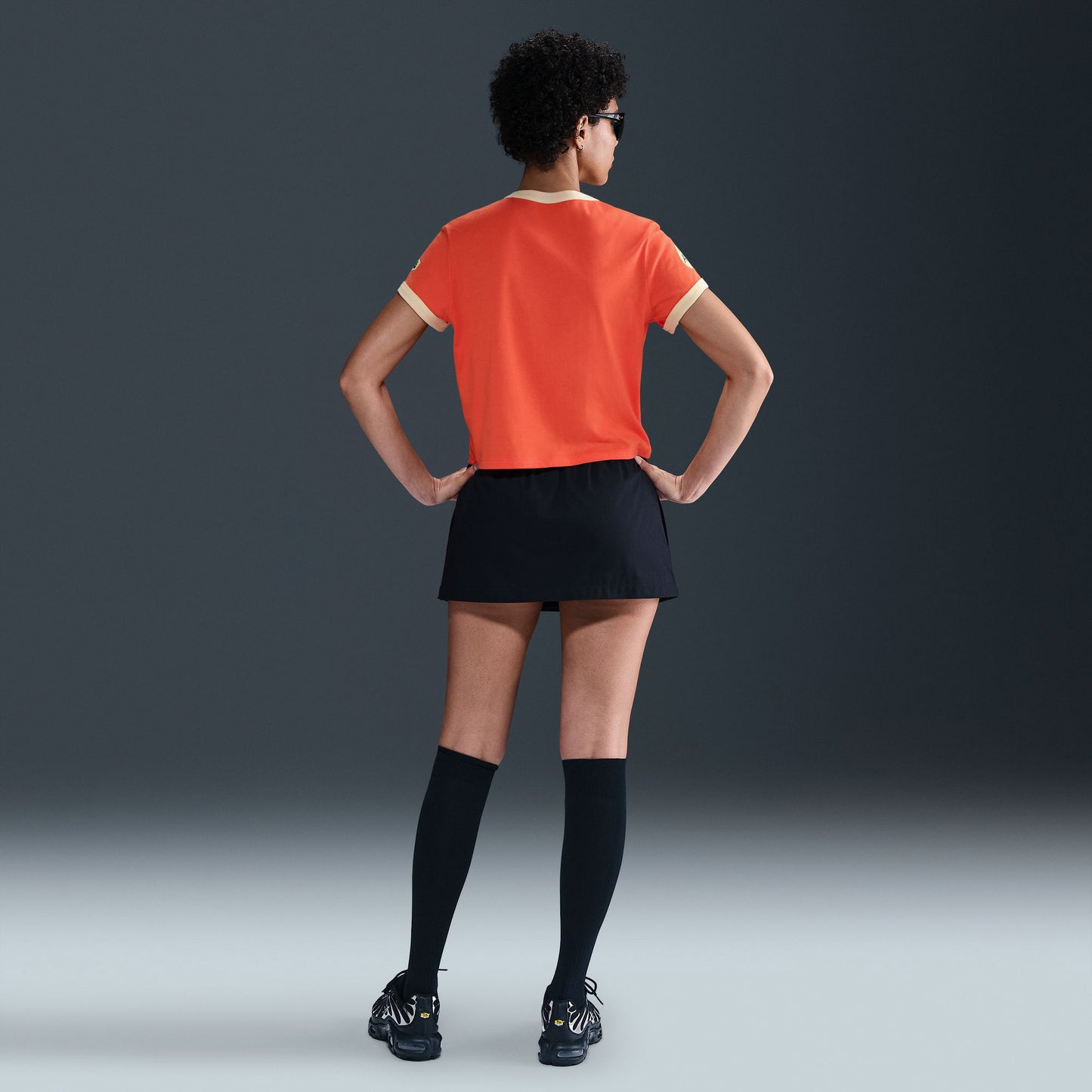 Nike Sportswear Club Kadın Turuncu T-shirt